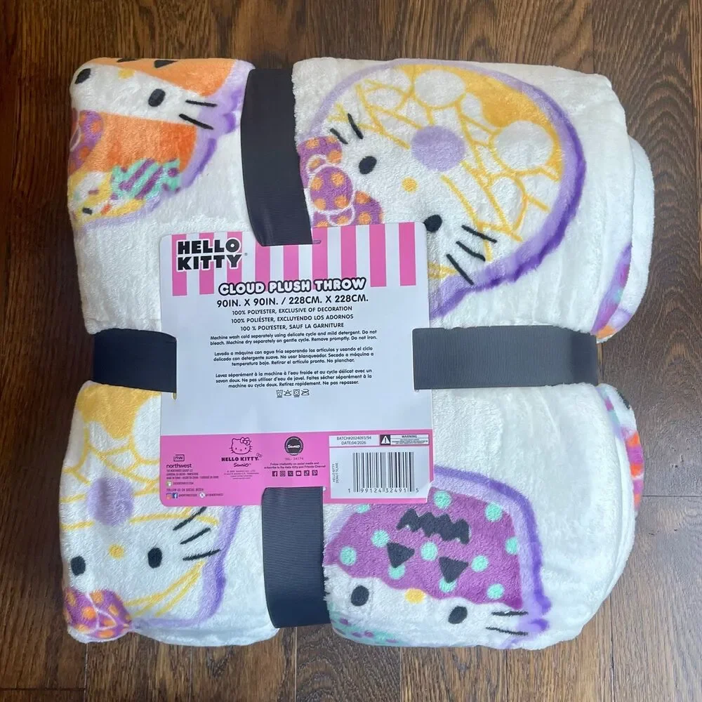 Hello Kitty Halloween Pumpkin Mummy Cupcake Cloud Plush Throw Blanket (Queen)
